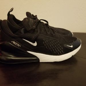 Women's size 9.5 Nike Air Max